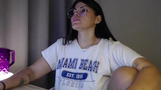 Image 8 of cristal_sexyboobs_ Stream on Chaturbate on 12 months ago