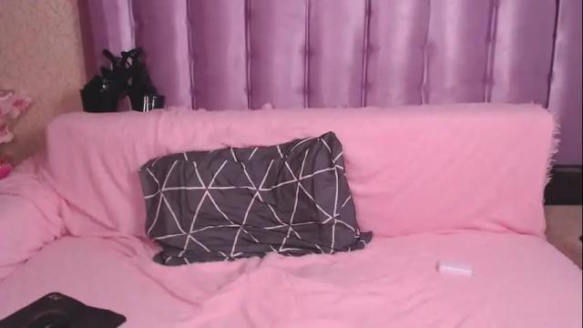 Image 8 of cristalavy Stream on Chaturbate on 1 month ago