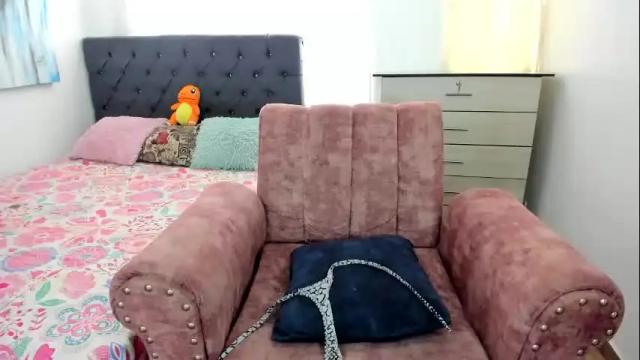 Image 7 of cristalbeautiful1 Stream on Chaturbate on 5 days ago