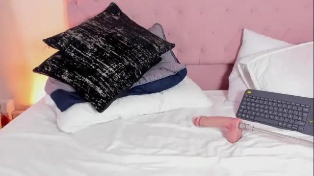 Thumbnail 3, cristalcutte_'s Stream at Chaturbate, 1 month ago