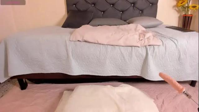 Thumbnail 1, cristale69's Stream at Chaturbate, 1 month ago