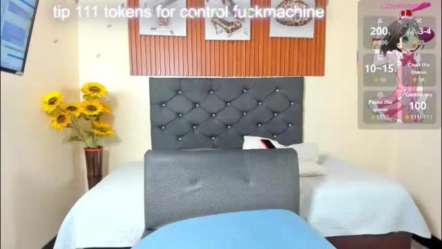 Image 11 of cristale69 Stream on Chaturbate on 21 days ago