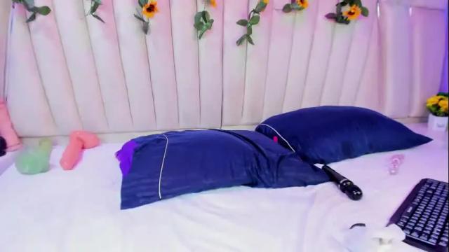 Thumbnail 3, cristalhorny_69's Stream at Chaturbate, 1 month ago