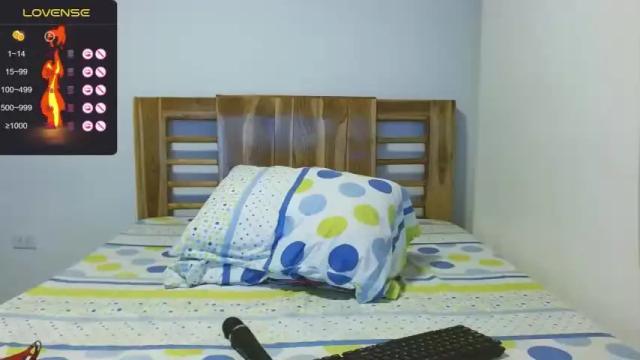 Image 8 of cristall_milf_ Stream on Chaturbate on 19 months ago