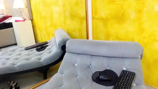 Thumbnail 3, cristallmoon's Stream at Chaturbate, 21 months ago