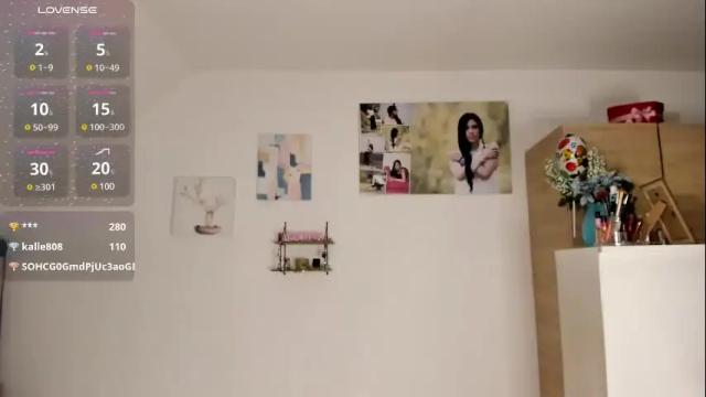Image 8 of cristalmunez Stream on Chaturbate on 1 month ago