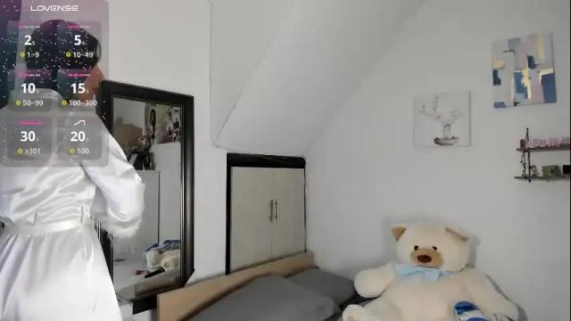 Image 11 of cristalmunez Stream on Chaturbate on 1 month ago