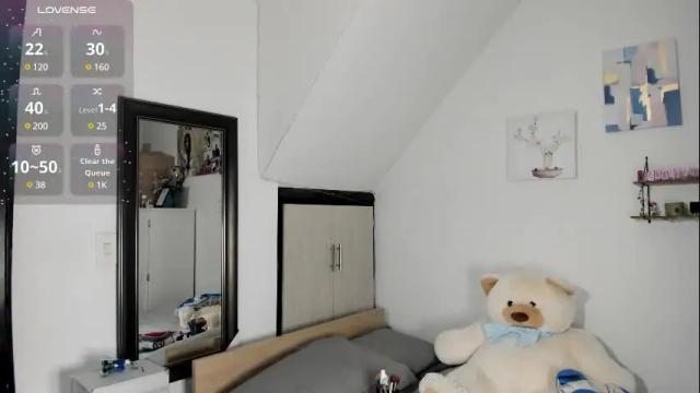 Image 6 of cristalmunez Stream on Chaturbate on 1 month ago