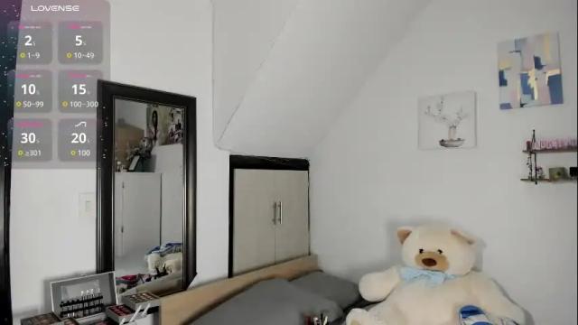 Image 8 of cristalmunez Stream on Chaturbate on 1 month ago