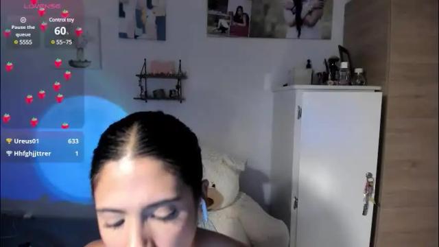 Image 12 of cristalmunez Stream on Chaturbate on 2 months ago