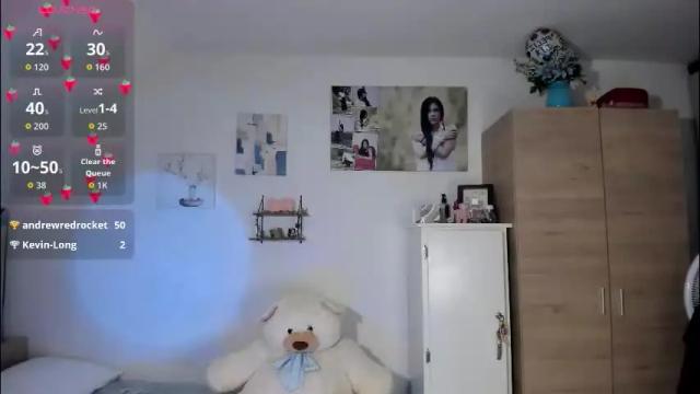 Image 3 of cristalmunez Stream on Chaturbate on 2 months ago