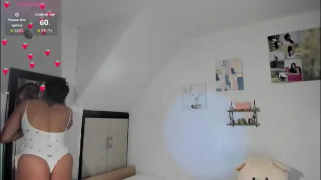 Image 11 of cristalmunez Stream on Chaturbate on 2 months ago