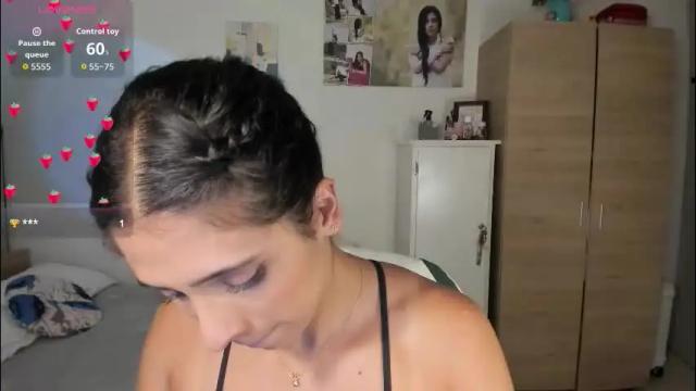 Image 7 of cristalmunez Stream on Chaturbate on 2 months ago