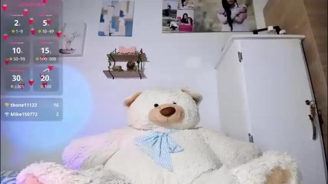Image 10 of cristalmunez Stream on Chaturbate on 1 month ago