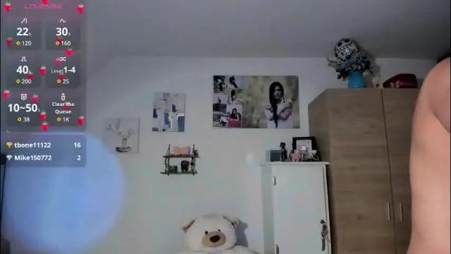 Image 12 of cristalmunez Stream on Chaturbate on 1 month ago