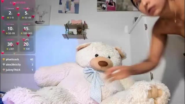 Image 10 of cristalmunez Stream on Chaturbate on 1 month ago