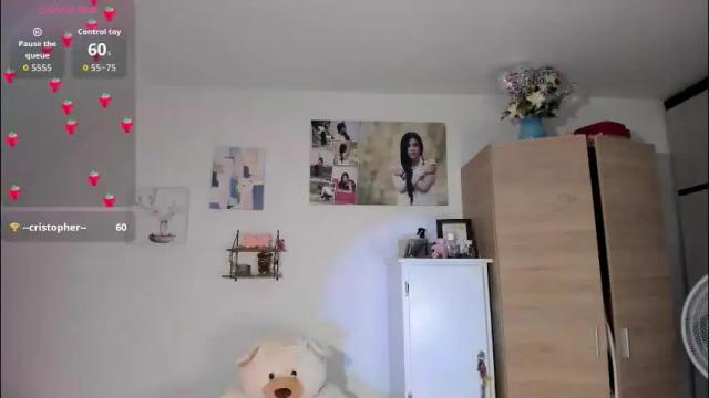 Image 12 of cristalmunez Stream on Chaturbate on 1 month ago