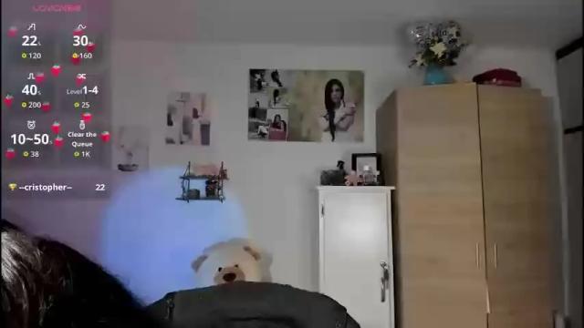 Image 11 of cristalmunez Stream on Chaturbate on 1 month ago