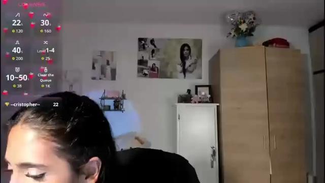 Image 7 of cristalmunez Stream on Chaturbate on 1 month ago
