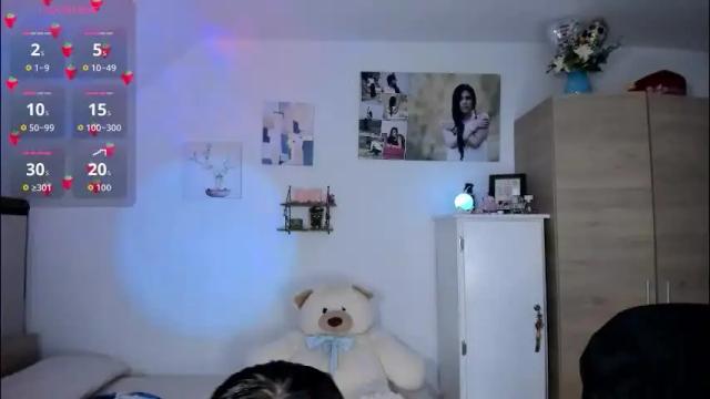 Image 3 of cristalmunez Stream on Chaturbate on 1 month ago