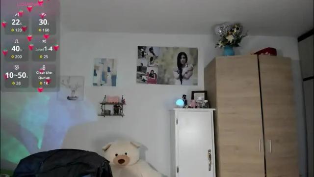Image 2 of cristalmunez Stream on Chaturbate on 24 days ago
