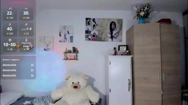 Image 11 of cristalmunez Stream on Chaturbate on 6 hours ago