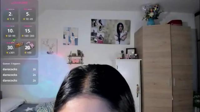 Image 6 of cristalmunez Stream on Chaturbate on 6 hours ago