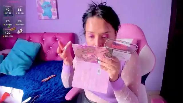 Image 2 of cristaln07 Stream on Chaturbate on 1 month ago