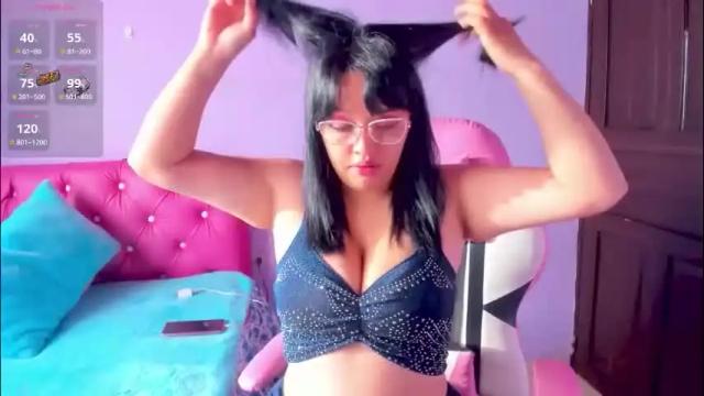 Image 3 of cristaln07 Stream on Chaturbate on 1 month ago
