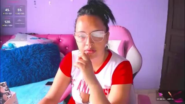 Image 2 of cristaln07 Stream on Chaturbate on 20 days ago