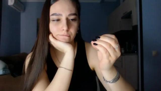 Image 2 of cristalnight Stream on Chaturbate on 14 months ago