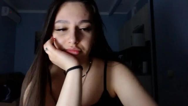 Image 3 of cristalnight Stream on Chaturbate on 10 months ago