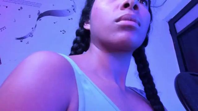 Image 7 of cristalsmith_tease Stream on Chaturbate on 17 months ago