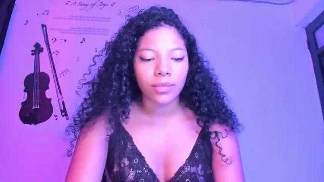 Thumbnail 2, cristalsmith_tease's Stream at Chaturbate, 17 months ago