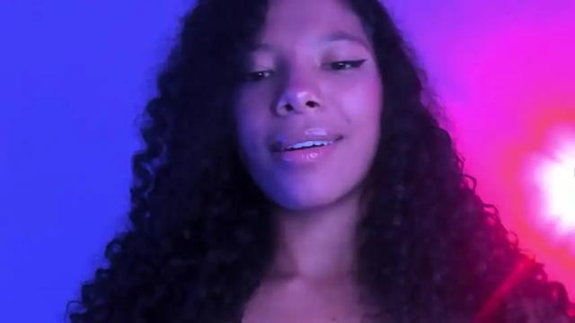 Image 10 of cristalsmith_tease Stream on Chaturbate on 17 months ago