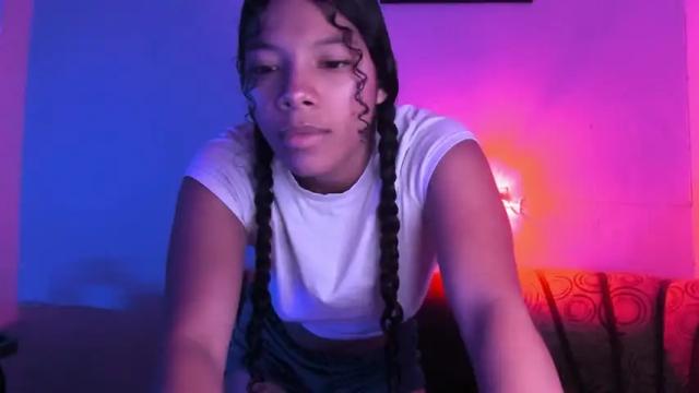 Thumbnail 2, cristalsmith_tease's Stream at Chaturbate, 17 months ago