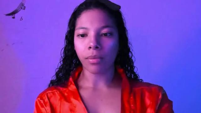 Thumbnail 1, cristalsmith_tease's Stream at Chaturbate, 17 months ago