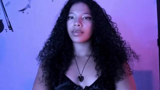 Thumbnail 3, cristalsmith_tease's Stream at Chaturbate, 17 months ago