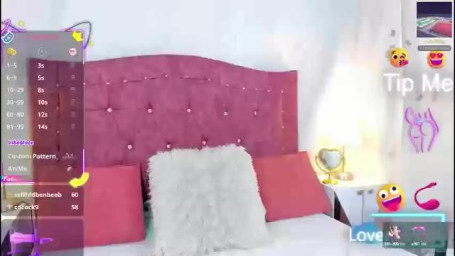 Image 3 of cristalsofiahot Stream on Chaturbate on 1 month ago