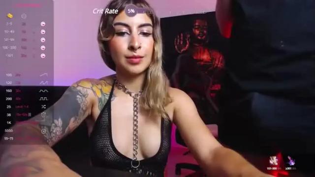 Image 11 of cristasky Stream on Chaturbate on 15 months ago