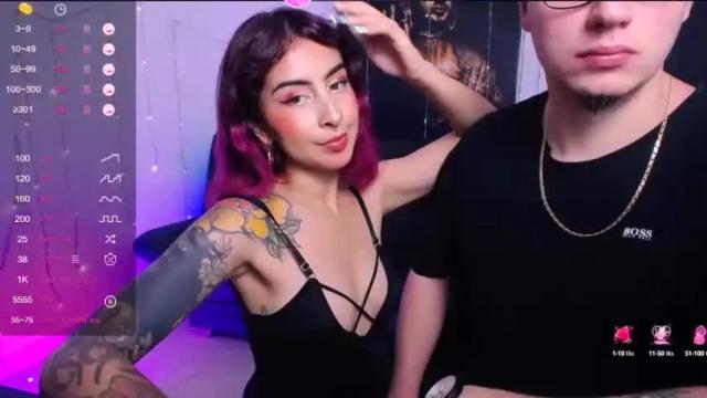 Image 11 of cristasky Stream on Chaturbate on 15 months ago