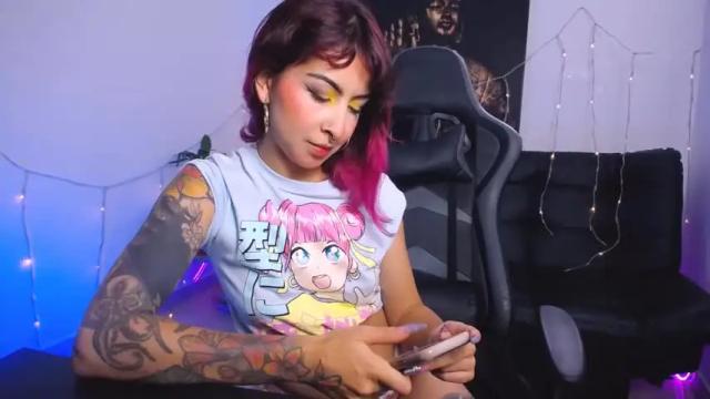 Image 4 of cristasky Stream on Chaturbate on 13 months ago