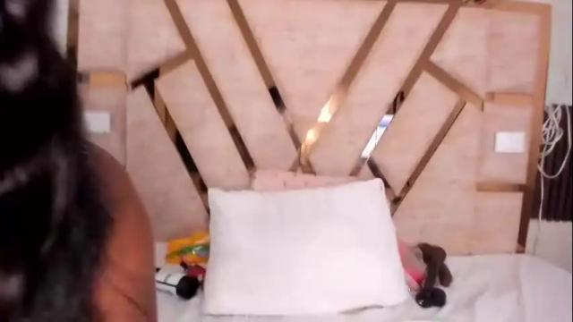 Image 7 of cristhinbrown Stream on Chaturbate on 15 days ago