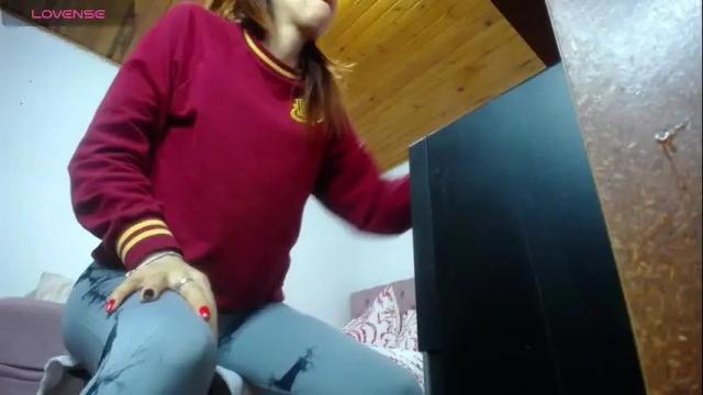 Image 12 of cristin_doll Stream on Chaturbate on 2 months ago