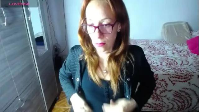 Image 2 of cristin_doll Stream on Chaturbate on 1 month ago