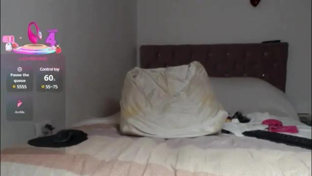 Image 11 of cristin_doll Stream on Chaturbate on 1 month ago