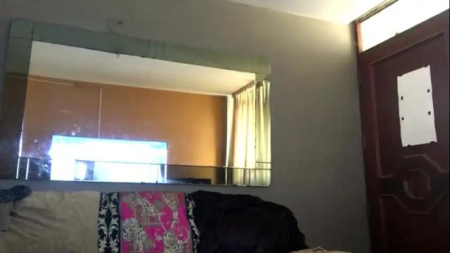 Image 10 of cristinadickclit Stream on Chaturbate on 1 month ago