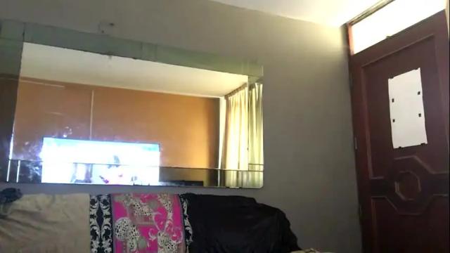 Image 7 of cristinadickclit Stream on Chaturbate on 1 month ago