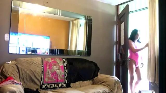 Image 10 of cristinadickclit Stream on Chaturbate on 1 month ago