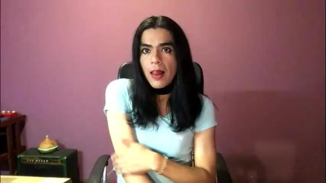Image 10 of cristinadickclit Stream on Chaturbate on 1 month ago
